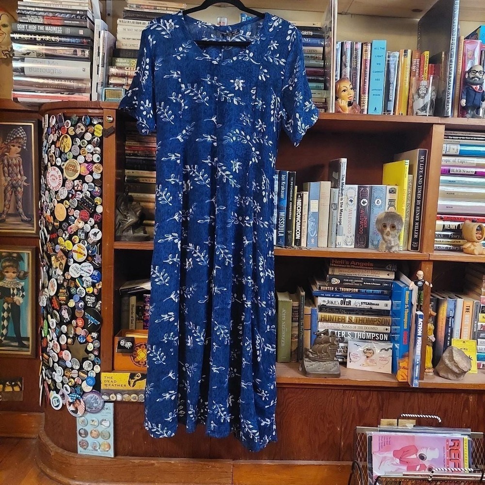 Vintage 90s Nostalgia Blue White Floral Rayon‎ Maxi Dress Short Sleeve M